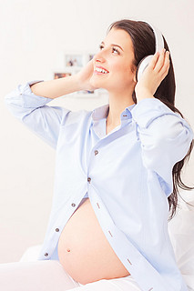 孕期一个月能用验孕棒测吗